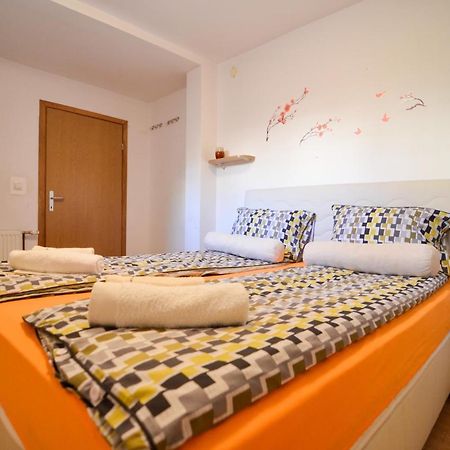 Blacksmith Apartment + Free Private Parking SJJ Extérieur photo