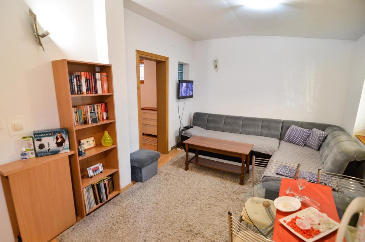 Blacksmith Apartment + Free Private Parking SJJ Extérieur photo